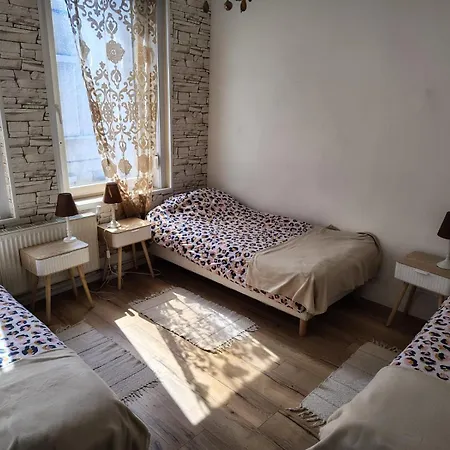 Apartment Au Premier Etage *